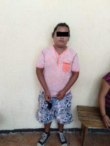 Policías Municipales de Tapachula detienen a presuntos asaltantes de supermercado