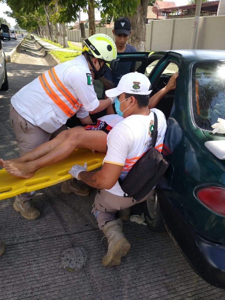 Atiende Protección Civil de Tapachula nacimiento de bebé en la vía pública