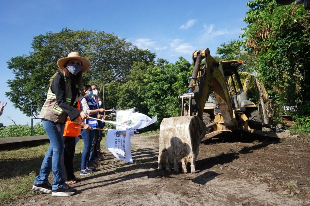 Colonia Palmeiras de Tapachula tendrá calles de pavimentación mixta