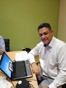 Llama sector empresarial a trabajar en alianza para cuidar salud de niñas y niños