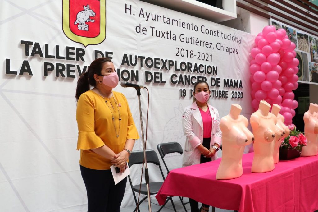 Conmemora Ayuntamiento tuxtleco el Día Mundial contra el Cáncer de Mama