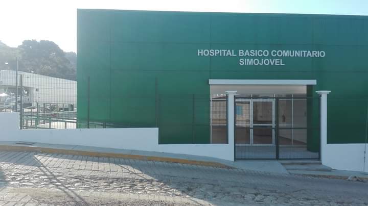 En Simojovel denuncian constantes ausencias del director del centro de salud