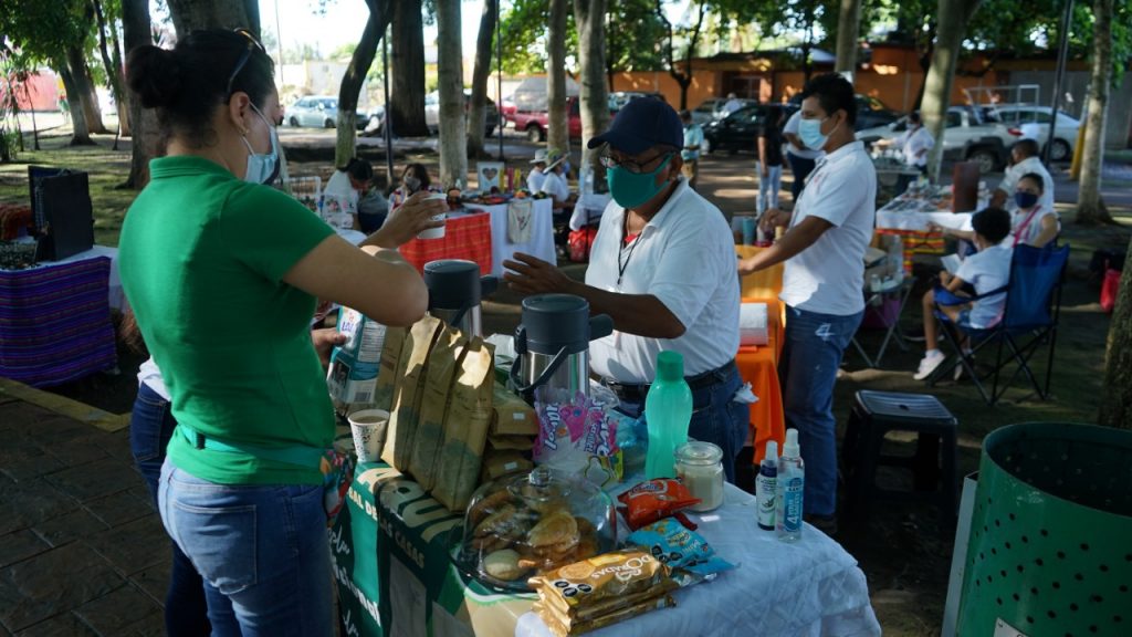 En Tapachula impulsan economía local con "Tianguis en tu colonia"