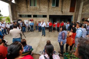 Calles seguras e integrales para Tuxtla: Ángel Torres