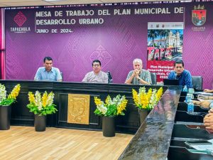 Realizan mesa de trabajo del Plan Municipal de Desarrollo Urbano