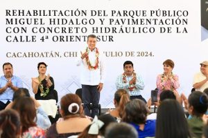 En Cacahoatán, Rutilio Escandón inaugura el Parque Público Miguel Hidalgo y pavimentación de calle