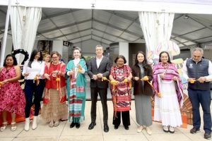 Inaugura Rutilio Escandón XXVII Expo Ámbar de Chiapas, en el Monumento a la Revolución, en la CDMX