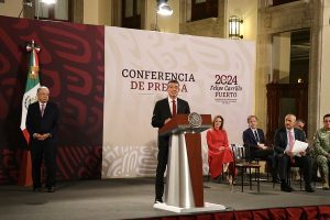 Reconoce Rutilio Escandón al presidente AMLO por la consolidación del Tren Maya y beneficios en Chiapas